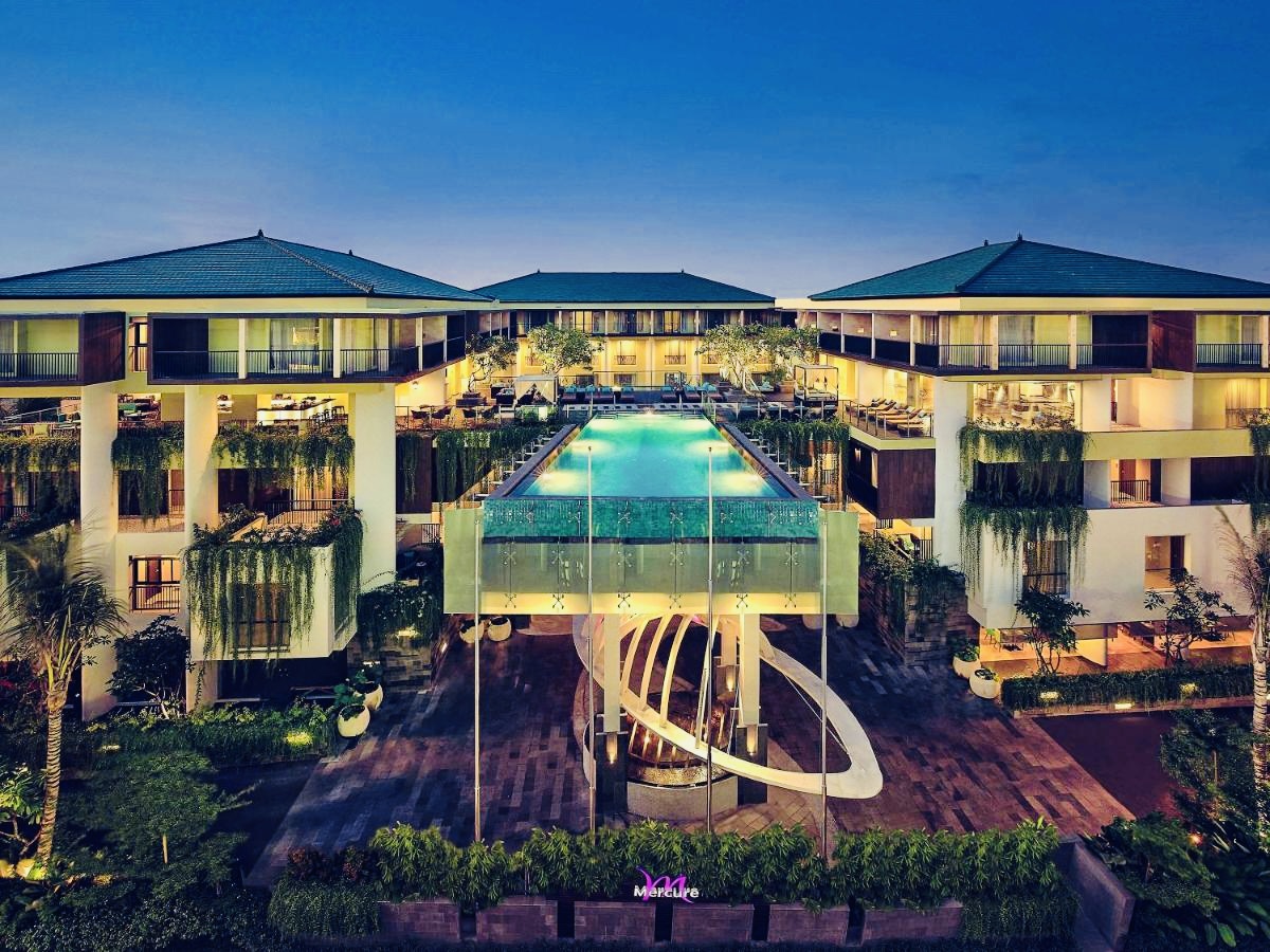 3 Gece The Royal Pita Maha Özel Havuzlu Villa & 4 gece Mercure Bali Legian Superior Room