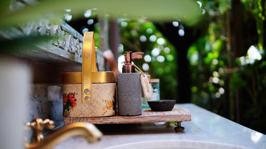 3 Gece Akohara Ubud Özel Havuzlu Villa  & 4 gece Seminyak Özel Havuzlu Villa